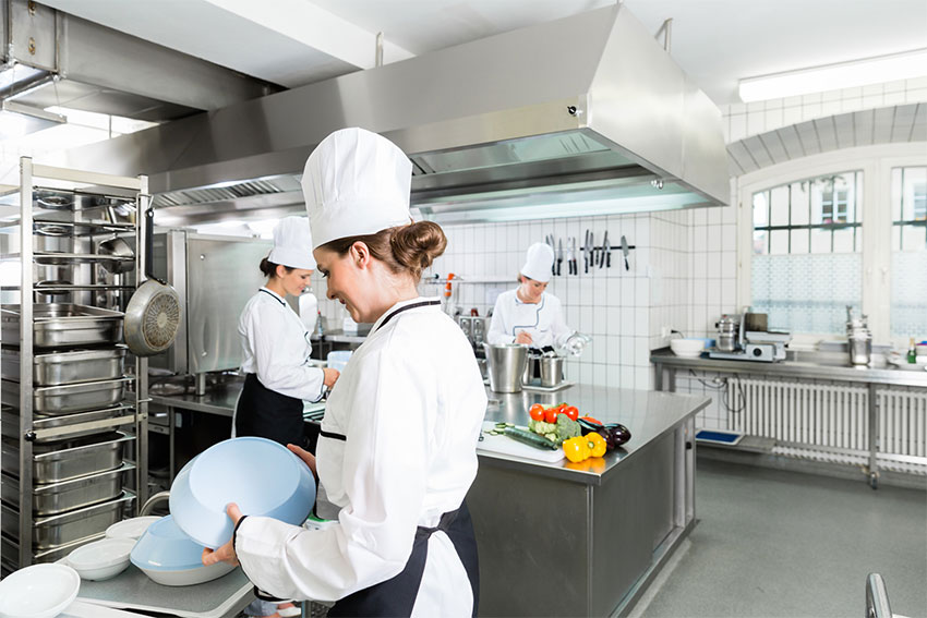 Commercial Cooking Equipment: Everything You Need to Know