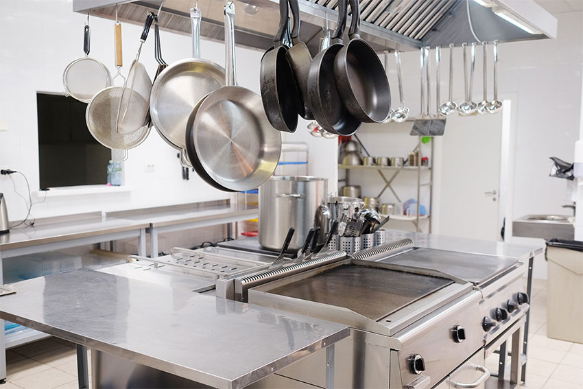 The Different Types Of Commercial Cooking Equipment - Snowmaster