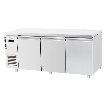 Skipio SUR18-3 Three Door Undercounter Fridge 538 Ltr
